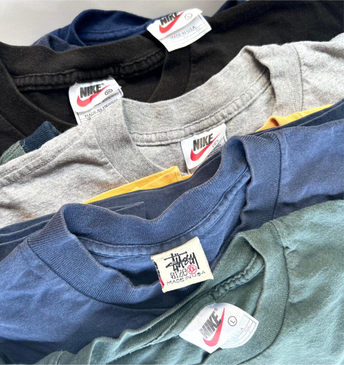 T-SHIRT GAMBLE BOX